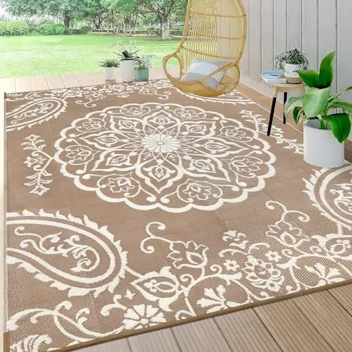 Pauwer reversible outdoor rug on patio deck